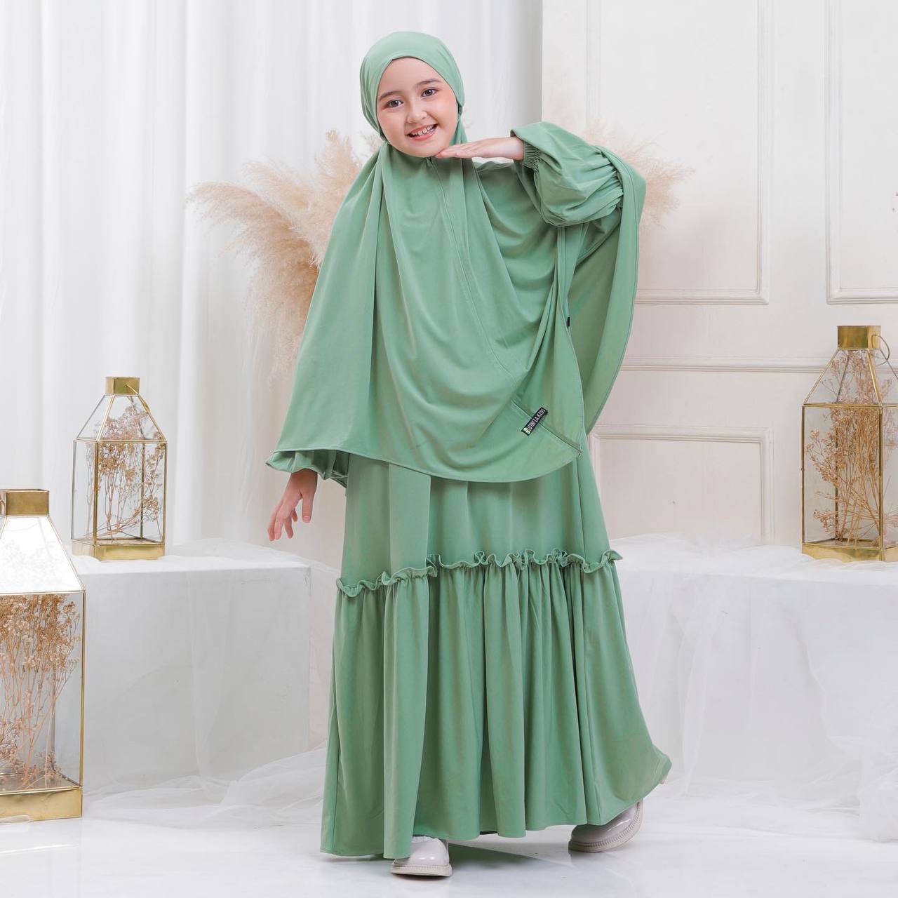 Madina Children Set --- Green mint